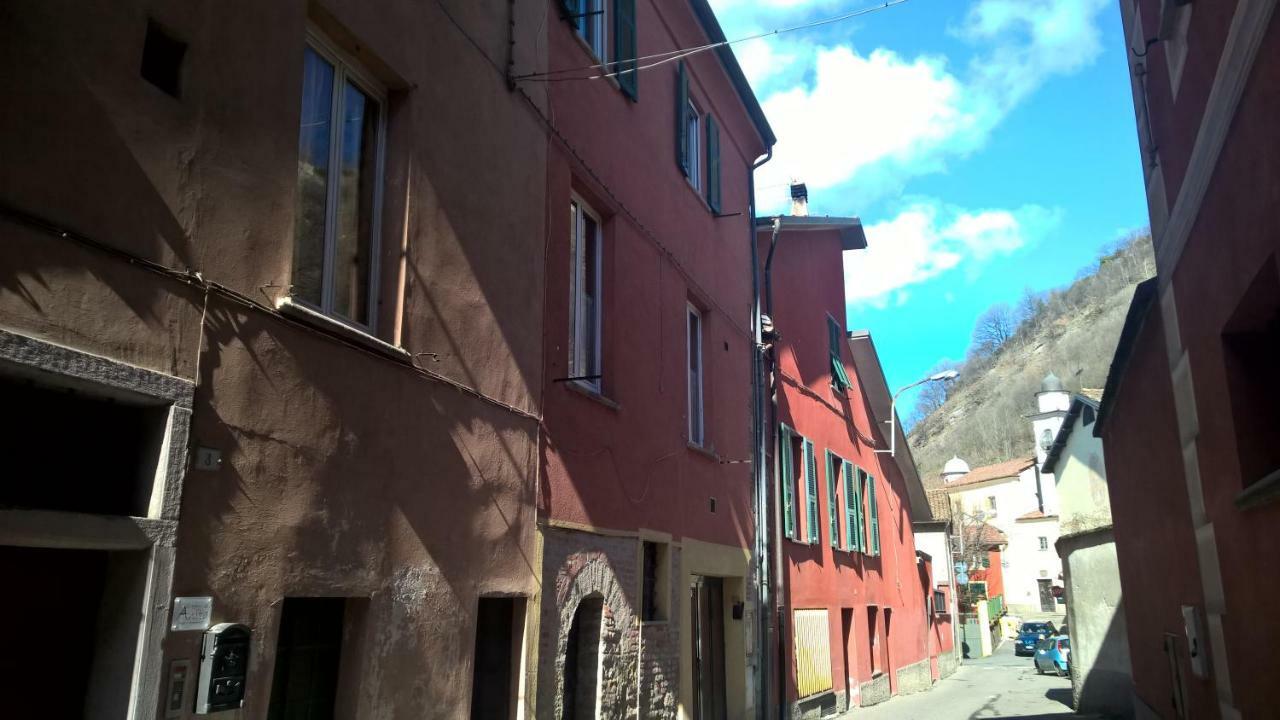 B&B Il Tetto Di Anita Gavi Exterior foto